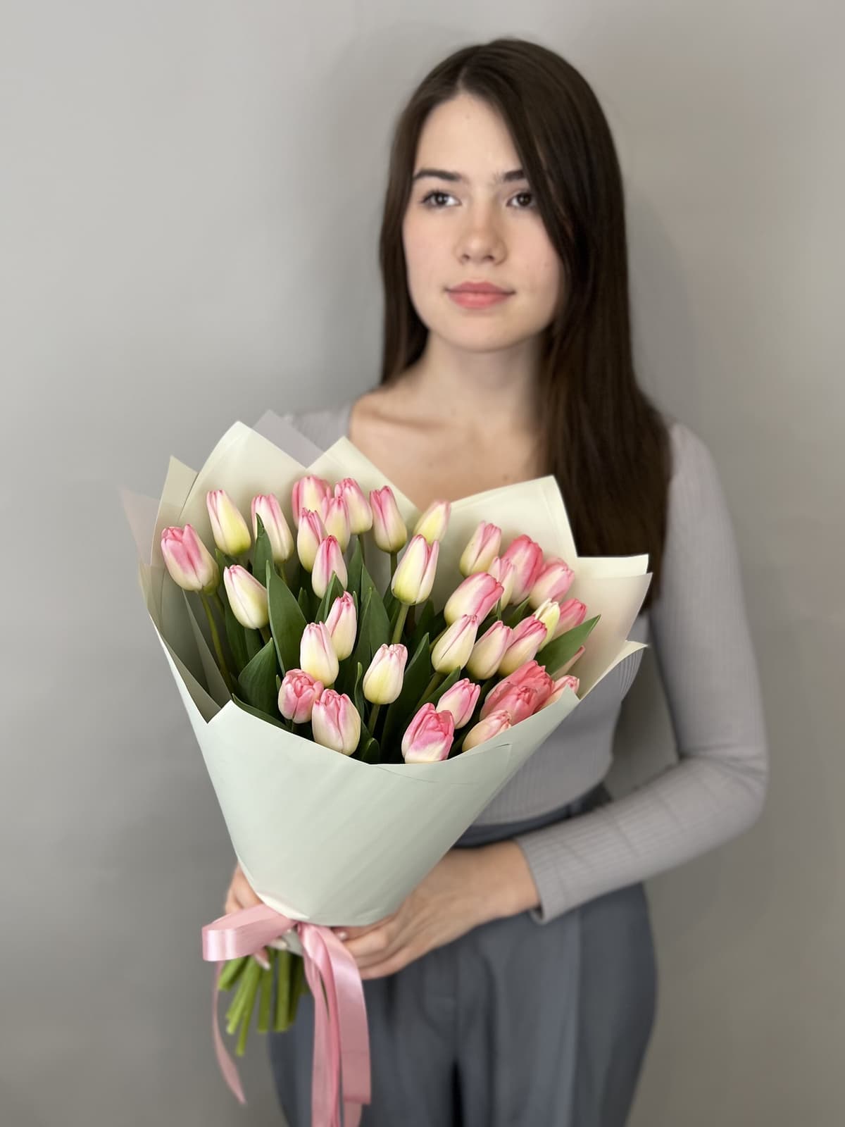 Букет тюльпанов "Pink" M