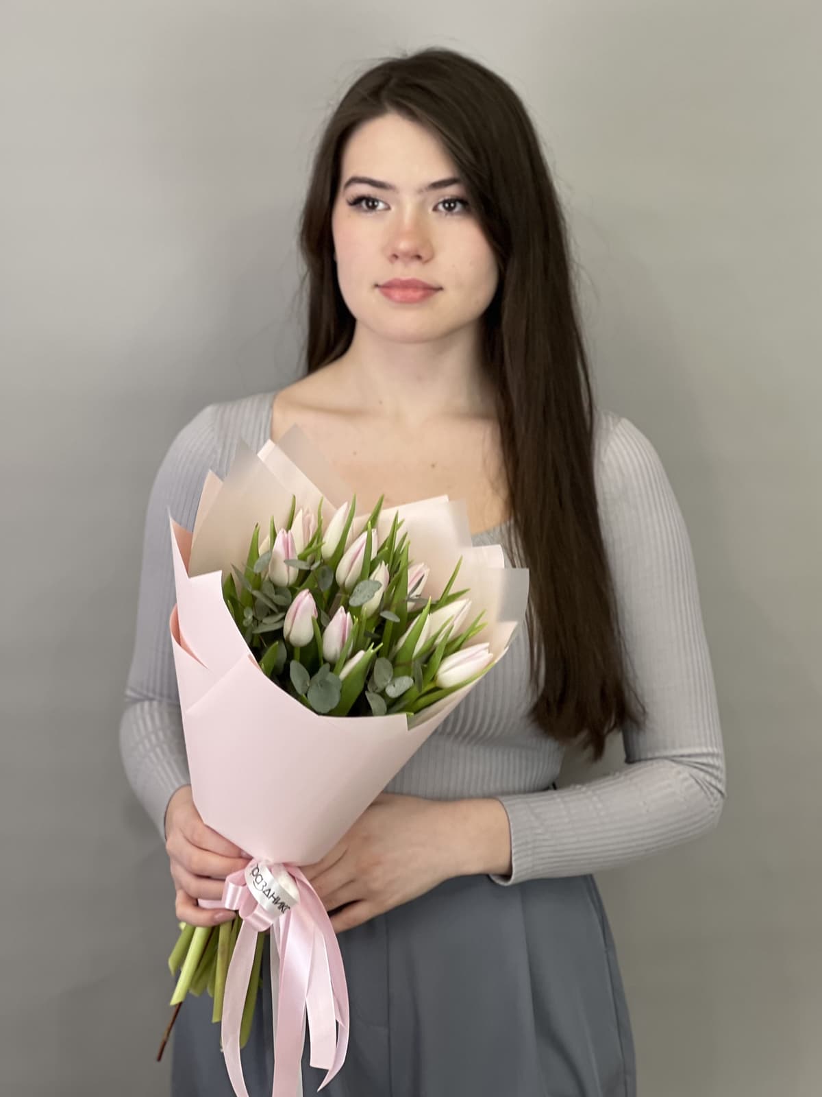 Букет тюльпанов "Pinky" M