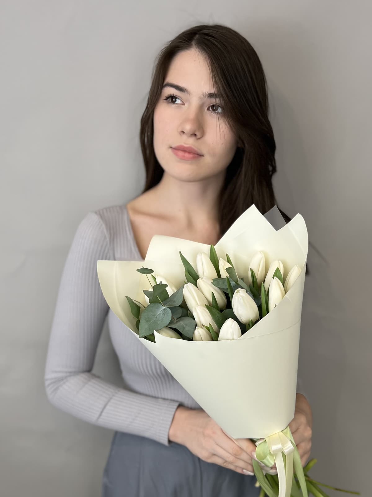 Красивый букет тюльпанов "Снежный" (15)