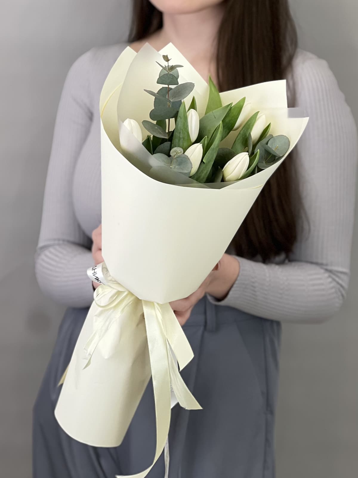 Популярный букет тюльпанов "Снежный" (7)