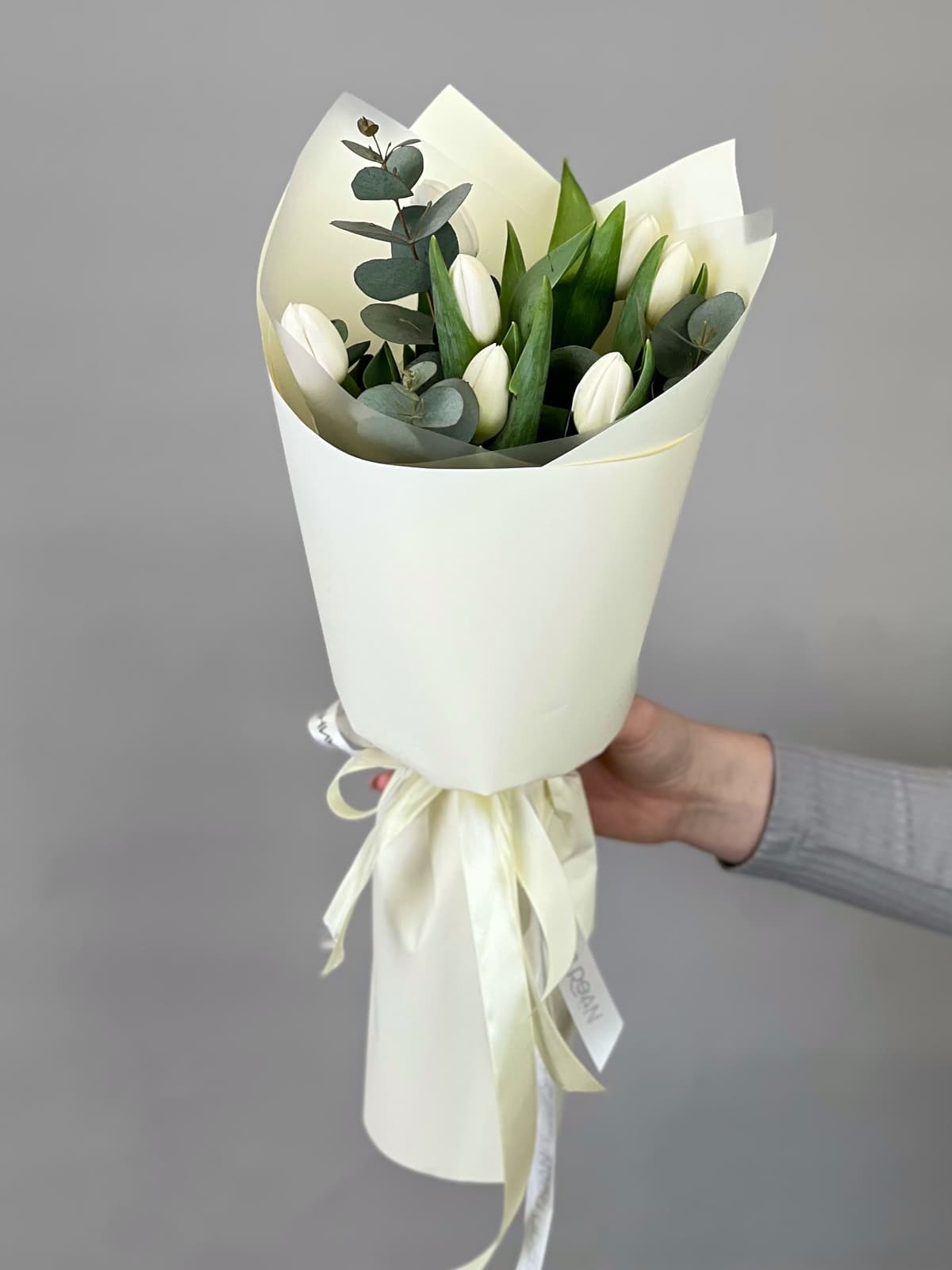 Популярный букет тюльпанов "Снежный" (7)
