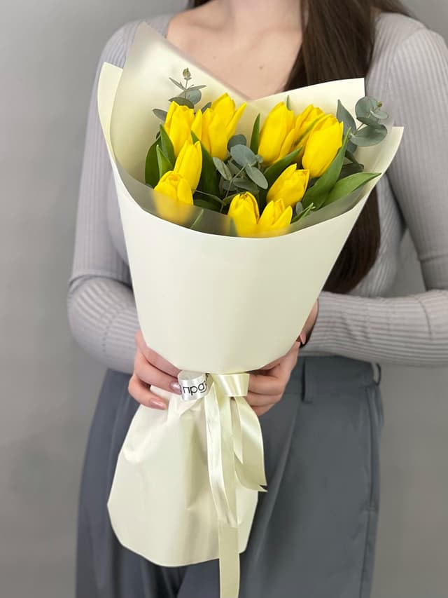 Оригинальный букет тюльпанов "Солнечный" (11) Оригинальный букет тюльпанов "Солнечный" (11)