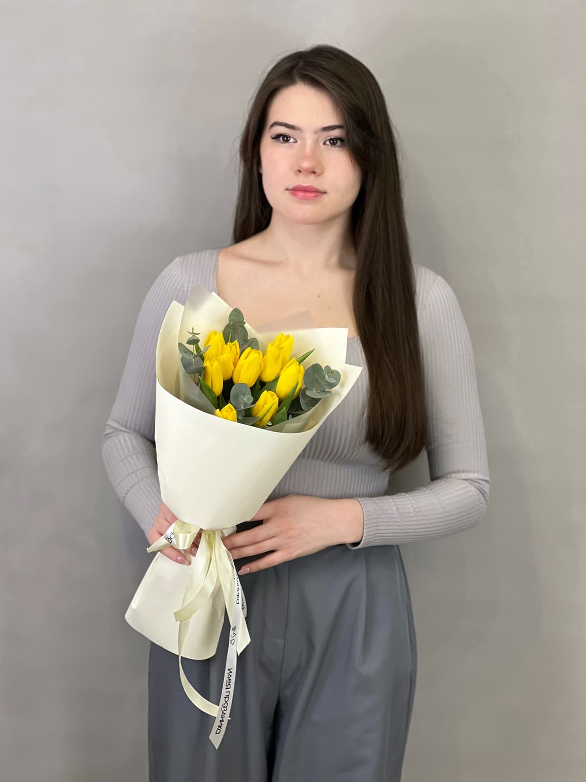 Свежий букет тюльпанов "Солнечный" (9)