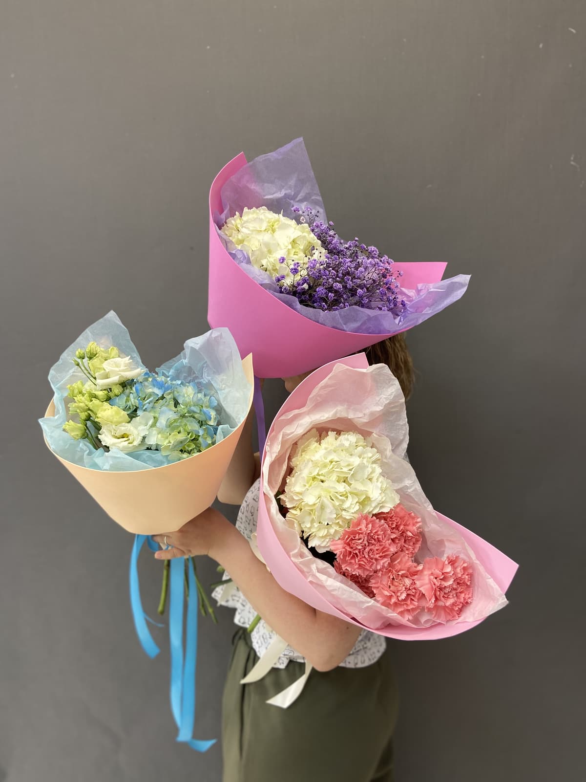 Дуо букет из Гортензии и Эустомы в фоамиране 2