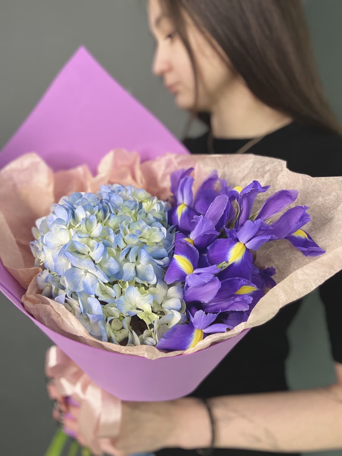 Дуо букет из Ирисов и Гортензии