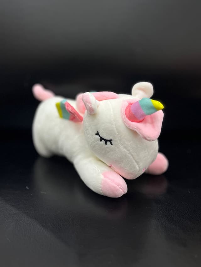 Единорог белый 21 см Единорог белый 21 см