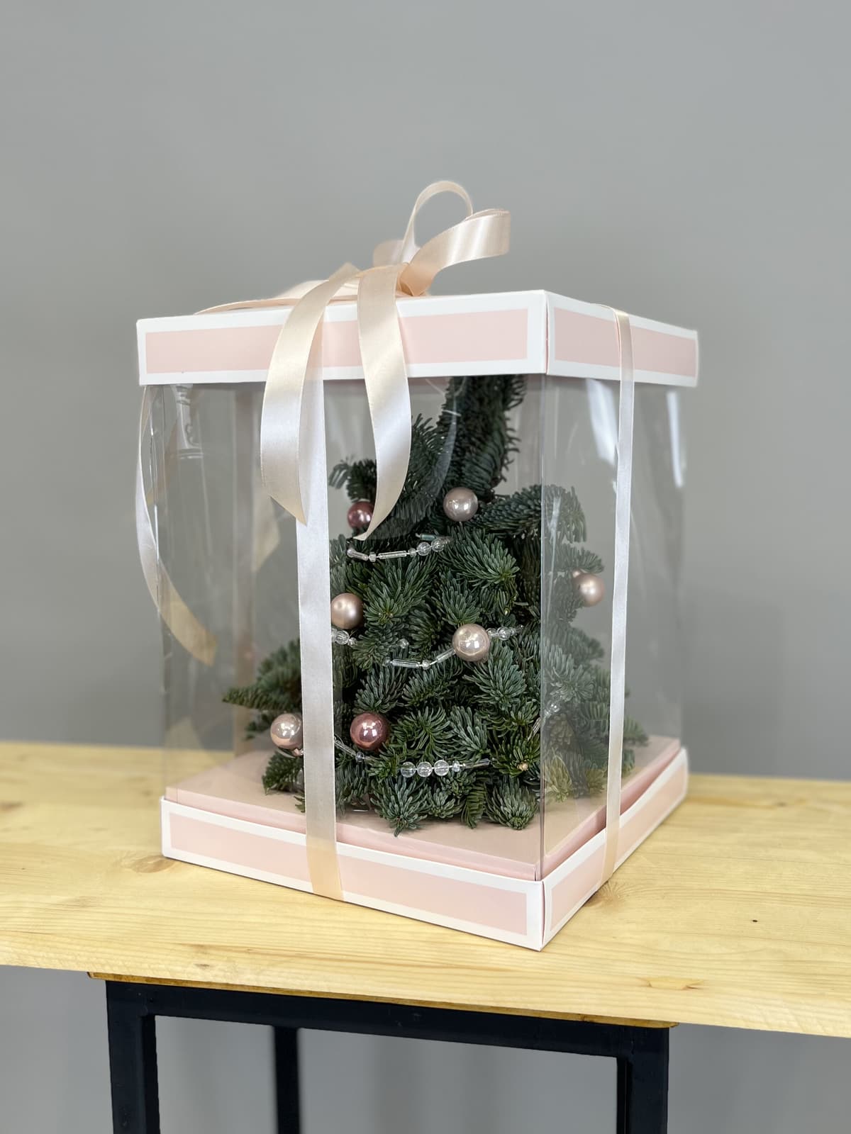 Елка в подарочной упаковке "Розовая"