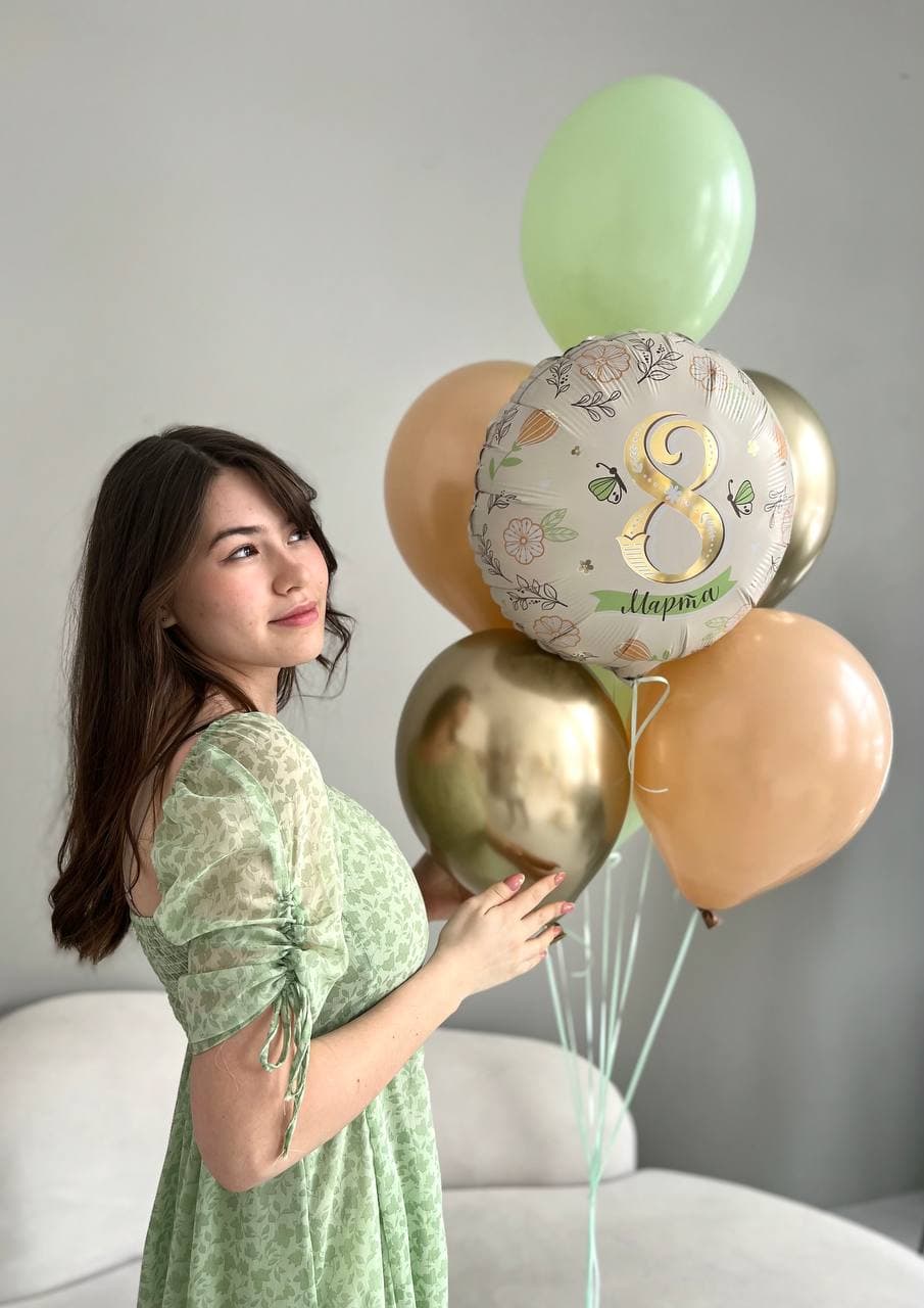 Фонтан из шаров «8 Марта мини»