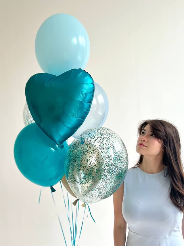 Фонтан из шаров «Аквамарин» Фонтан из шаров «Аквамарин»