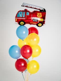 Фонтан из шаров «Пожарная машина»