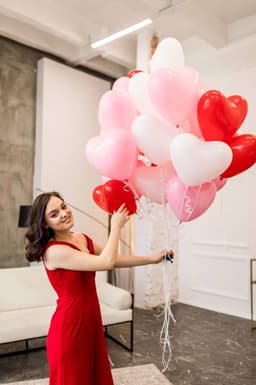 Фонтан из шаров "Сердца"