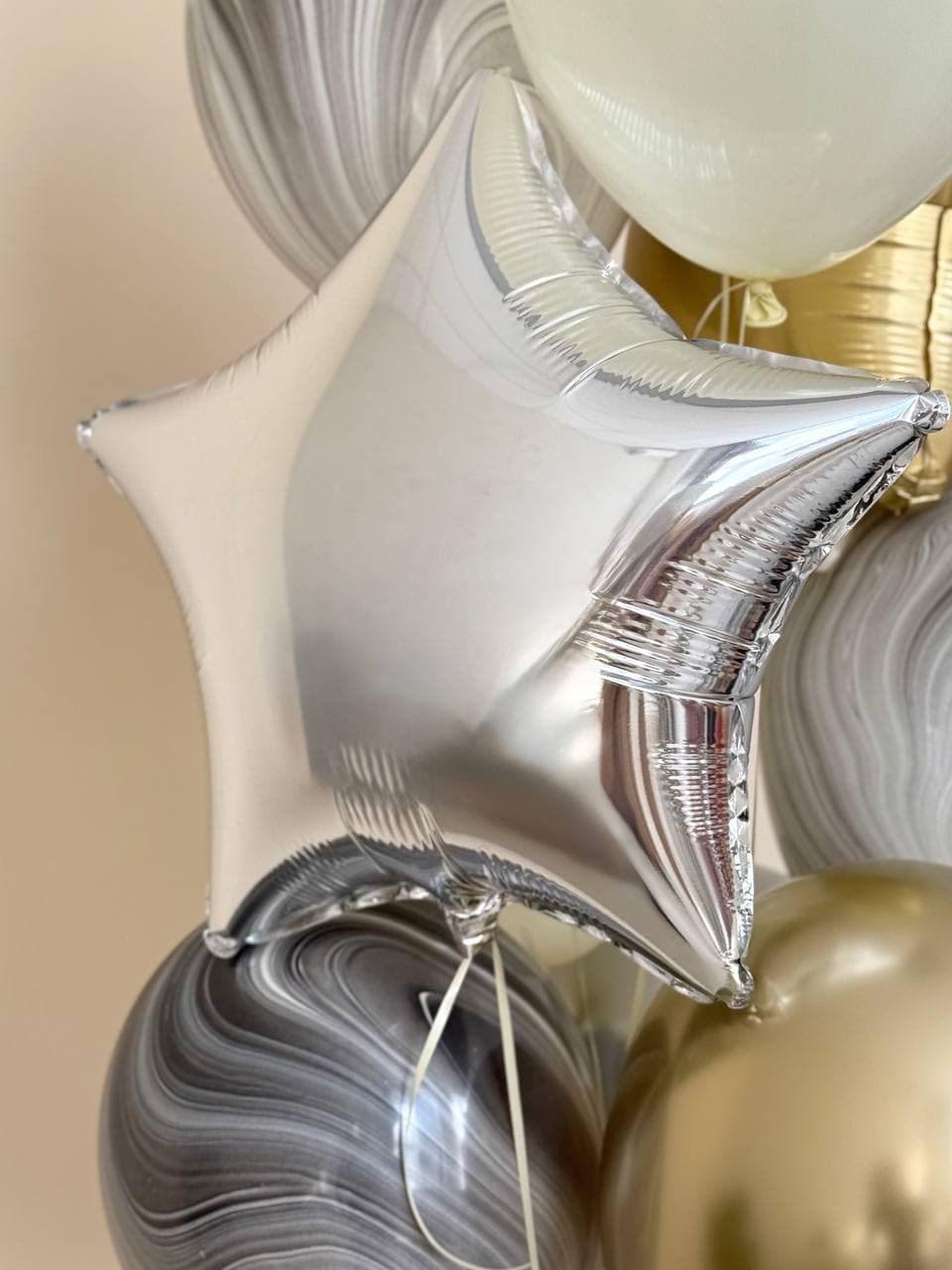 Фонтан из шаров «Искры»