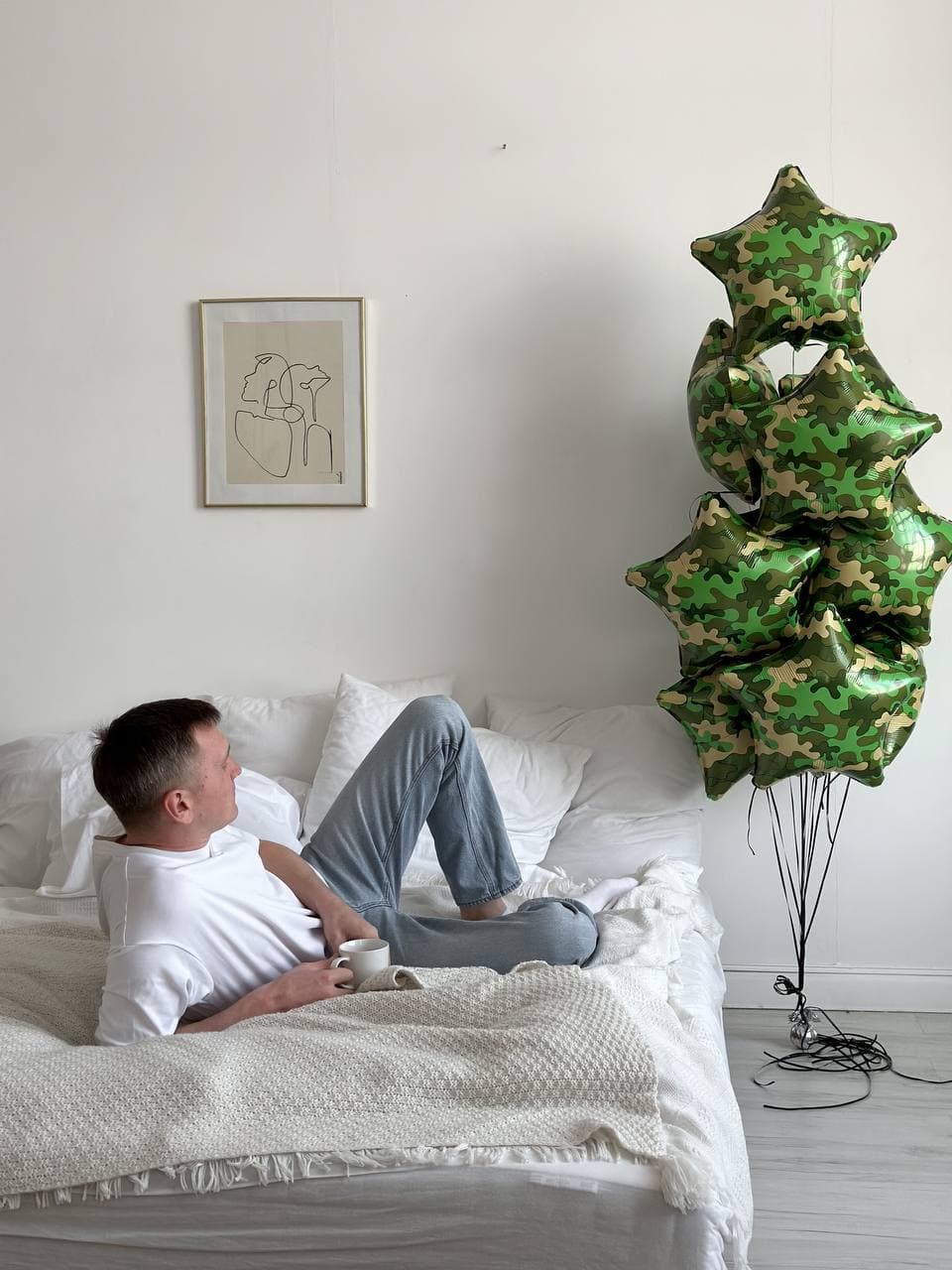 Фонтан из шаров «Звезды Милитари»