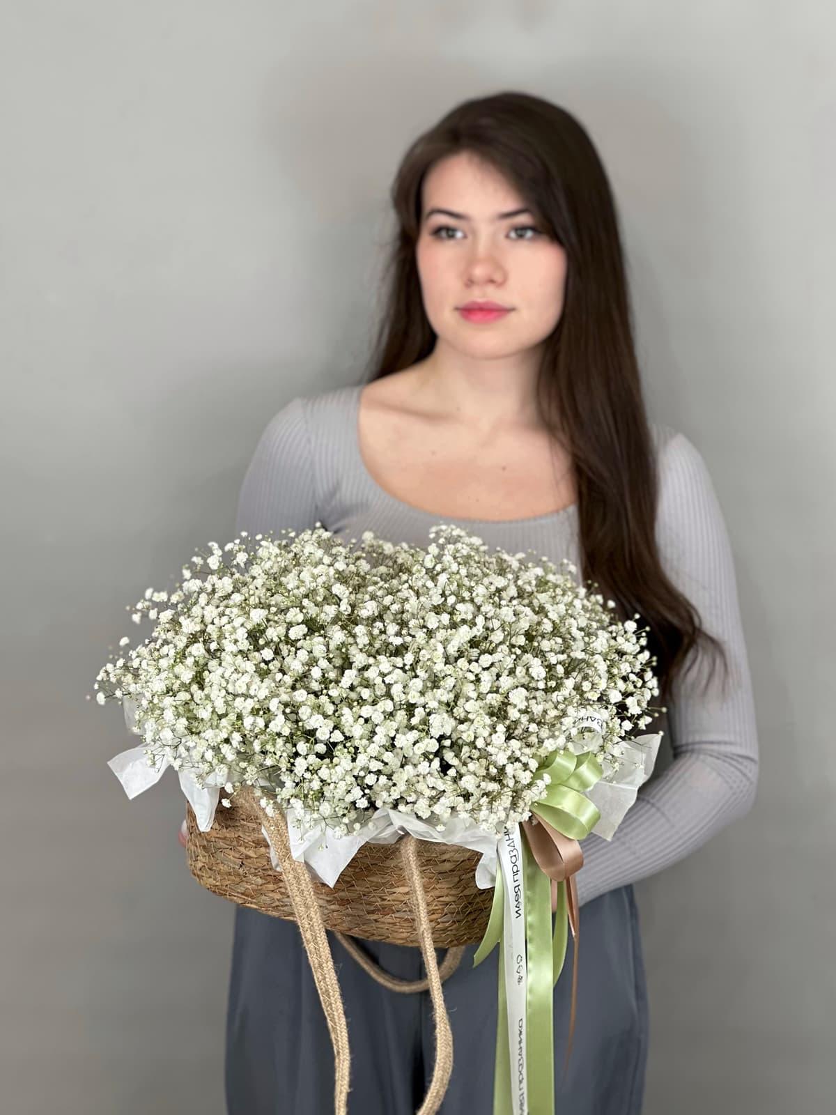 Композиция из гипсофилы в корзине "White"