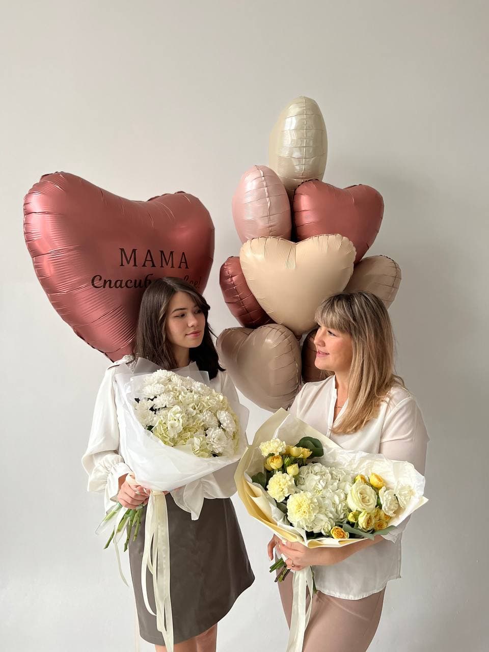 Композиция из шаров «Для мам»