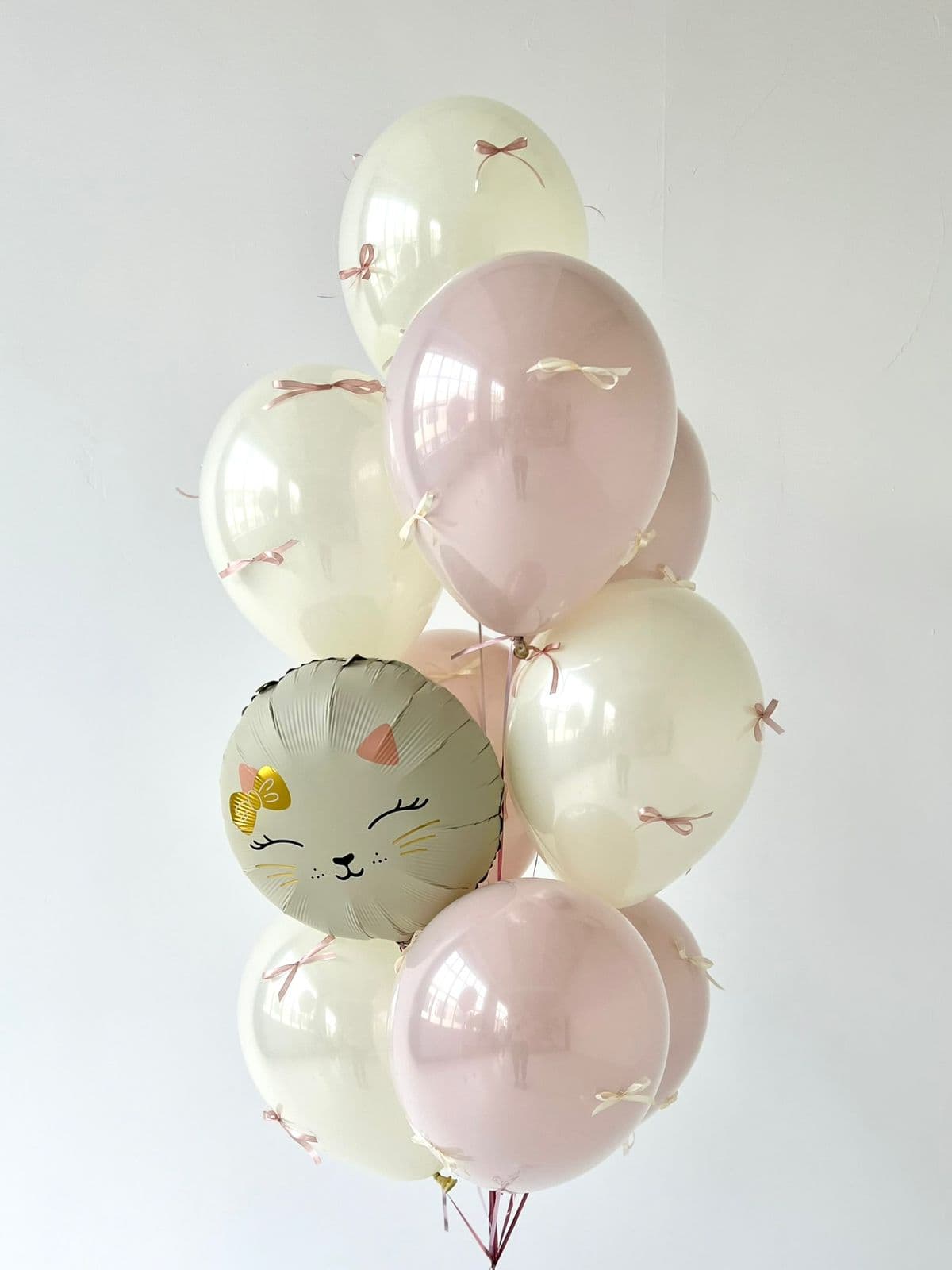 Композиция из шаров «Кошечка»