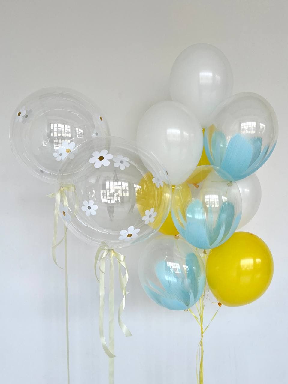 Композиция из шаров «Ромашки»