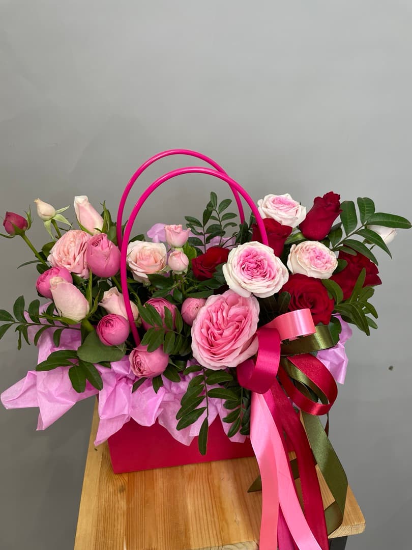 композиция революционная 10614062