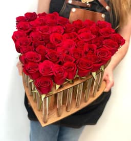 Композиция 51 Эквадорская Роза в пробирках Уфа