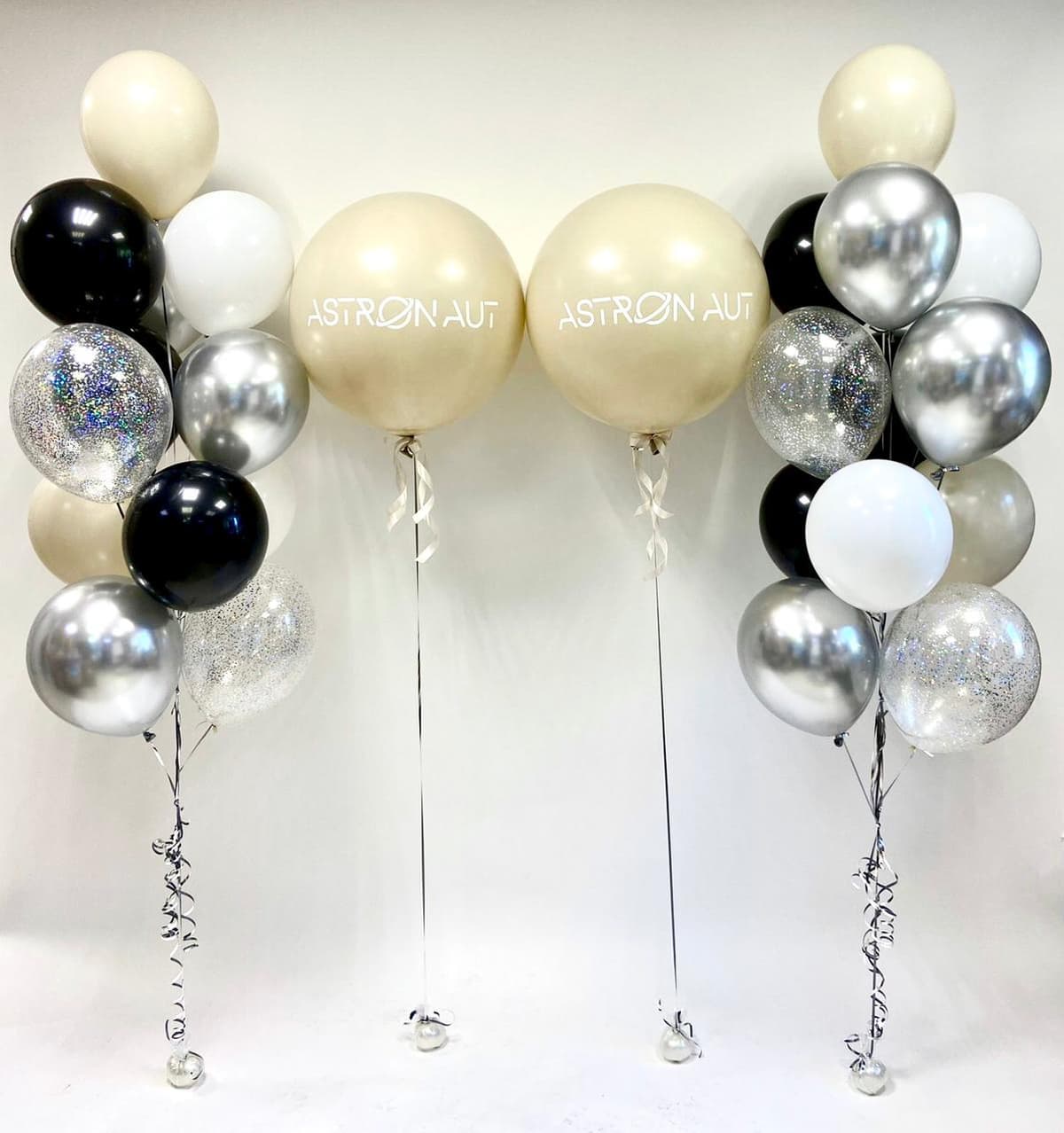 Композиция из шаров "Белый песок"