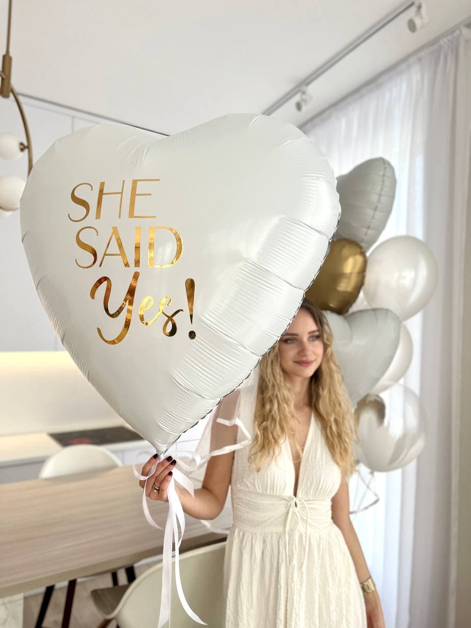 Композиция из шаров «Bride white»