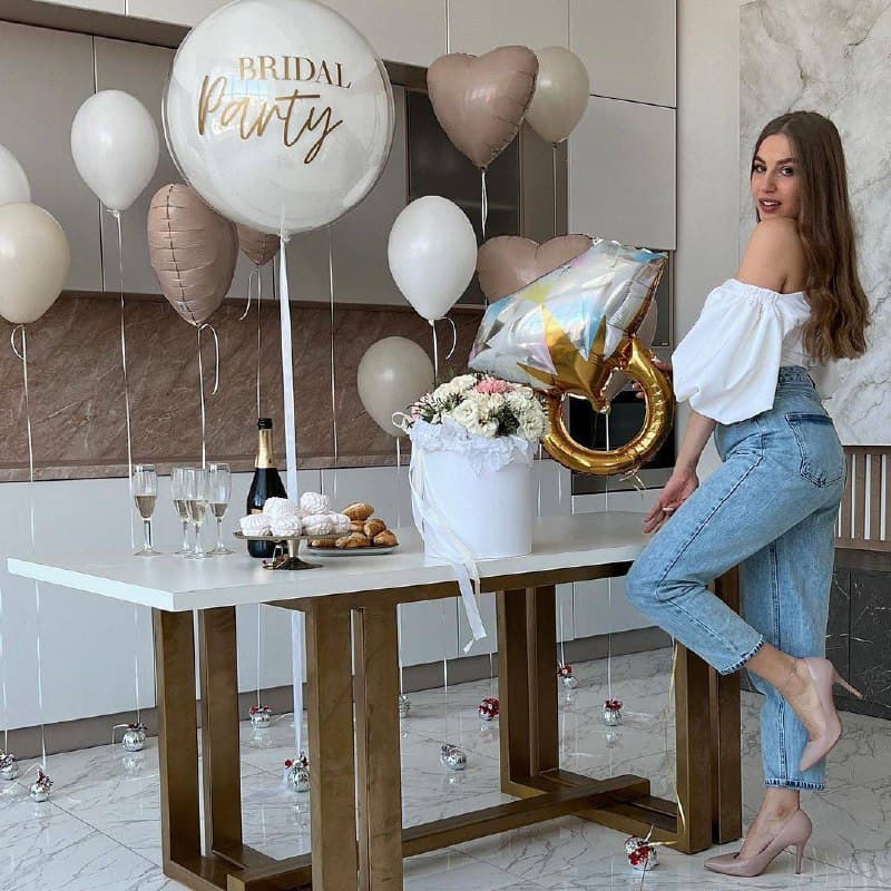 Композиция из шаров на грузах «Bridal party»