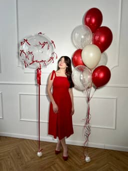 Композиция из шаров «Красные бантики»