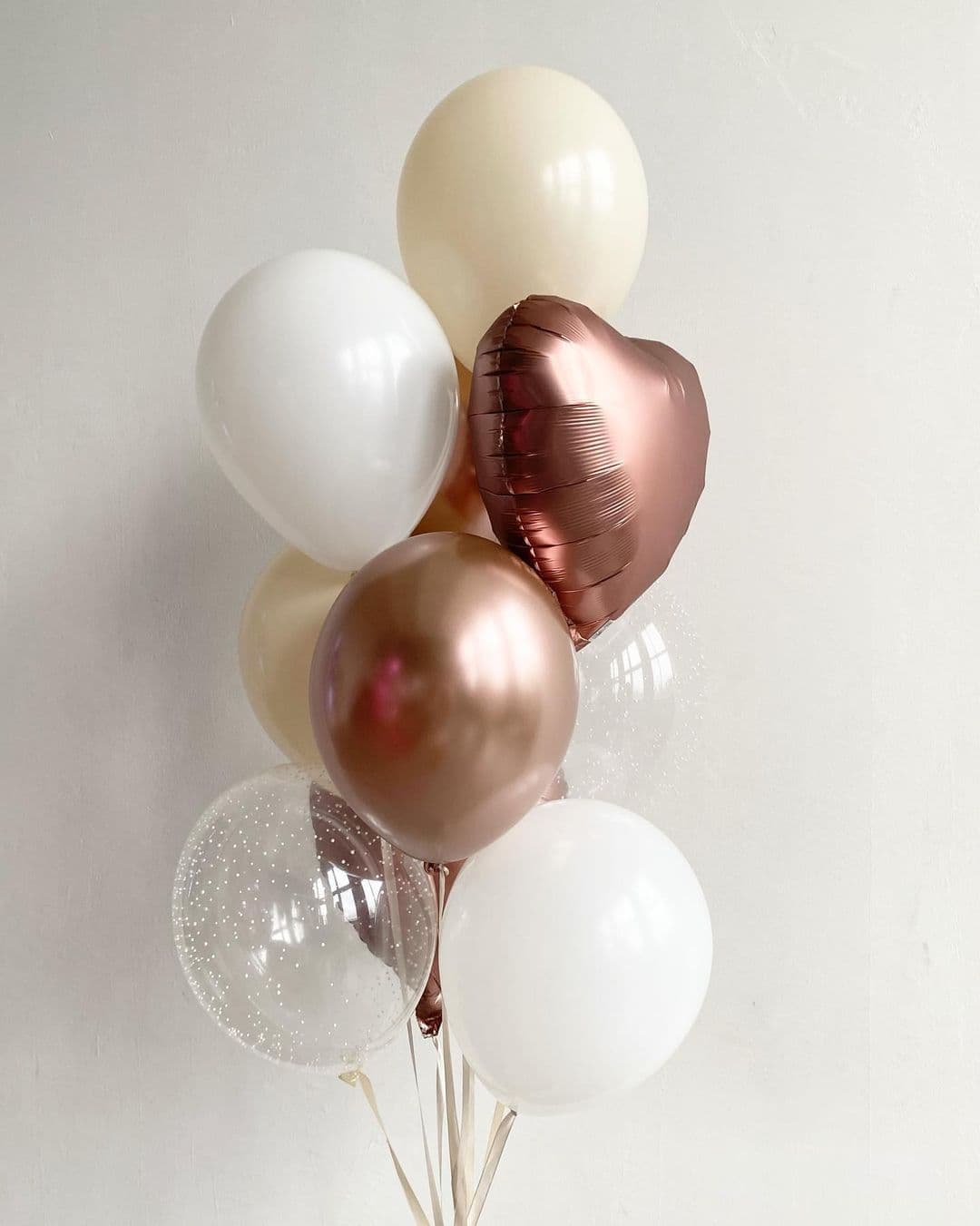 Композиция из шаров «Розовое золото сатин»