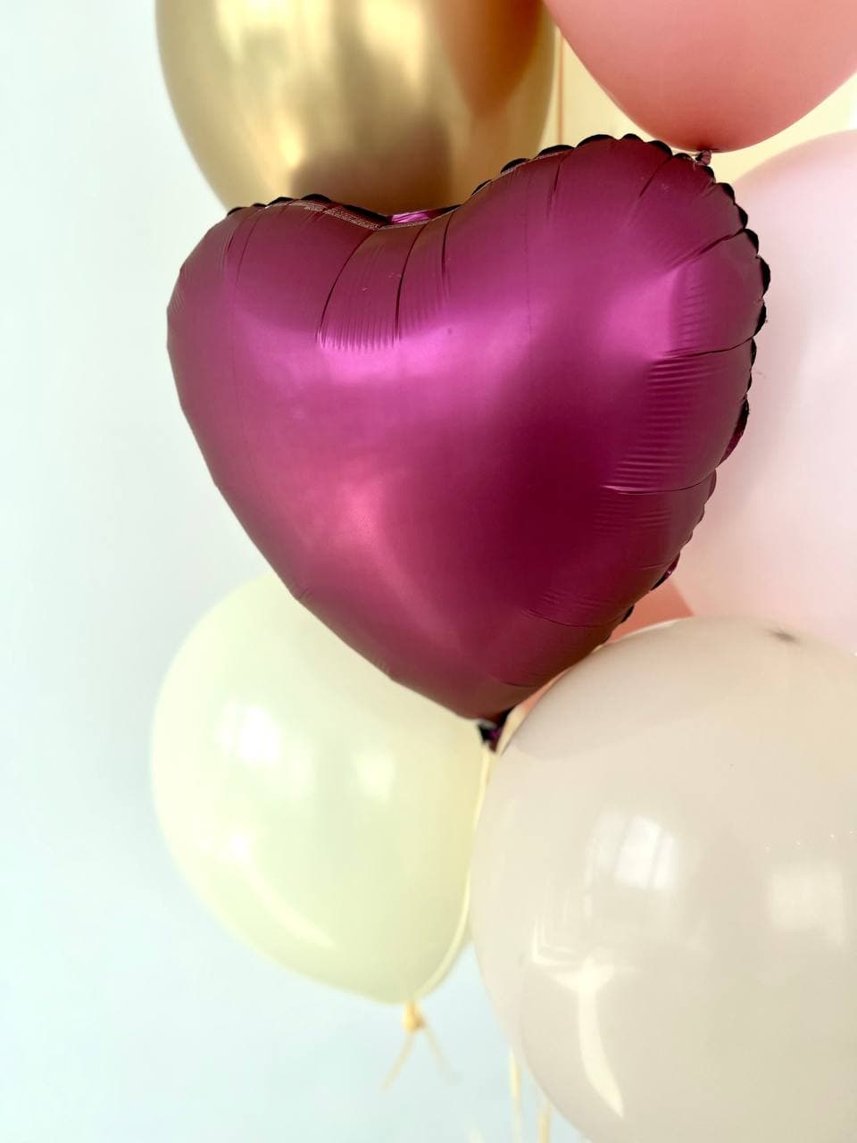 Композиция из шаров с воздухом «Бохо бабочка»