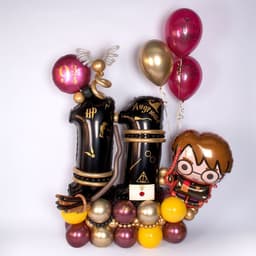 Композиция из шаров с воздухом "Квидич в Хогвартс"