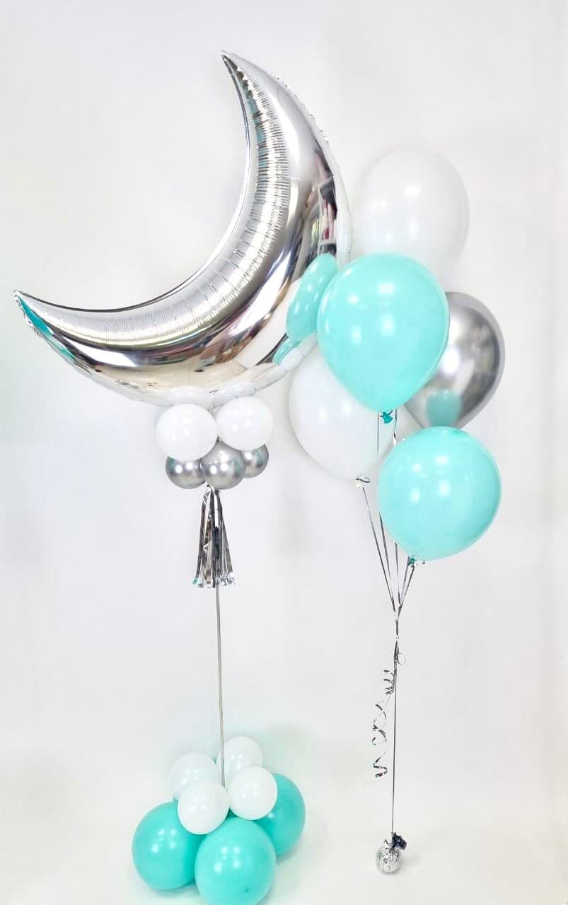 Композиция из шаров с воздухом "Луна и звёзды"