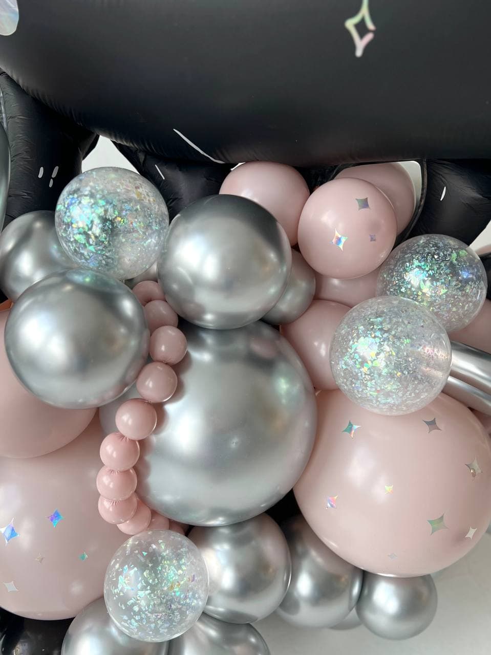 Композиция из шаров с воздухом «Лунная кошка»