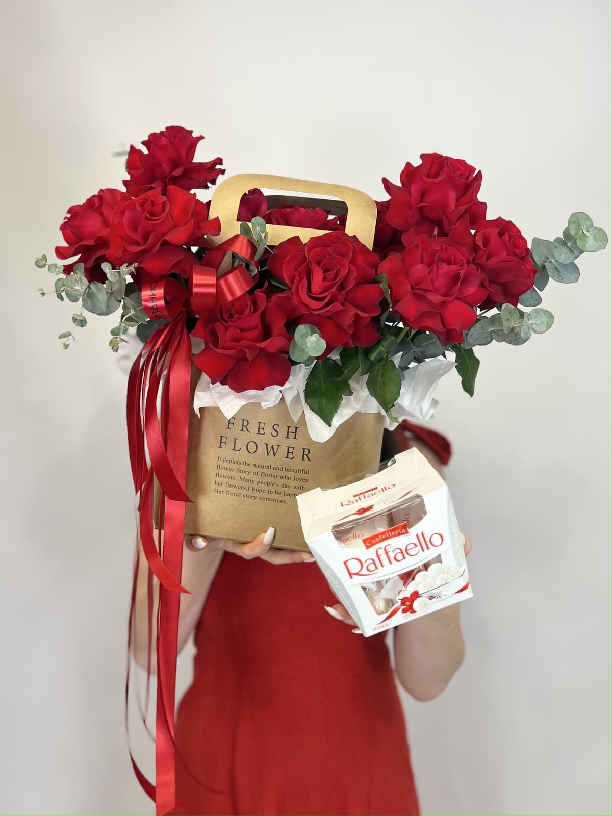 Красочный сет композиция "Муза" + конфеты