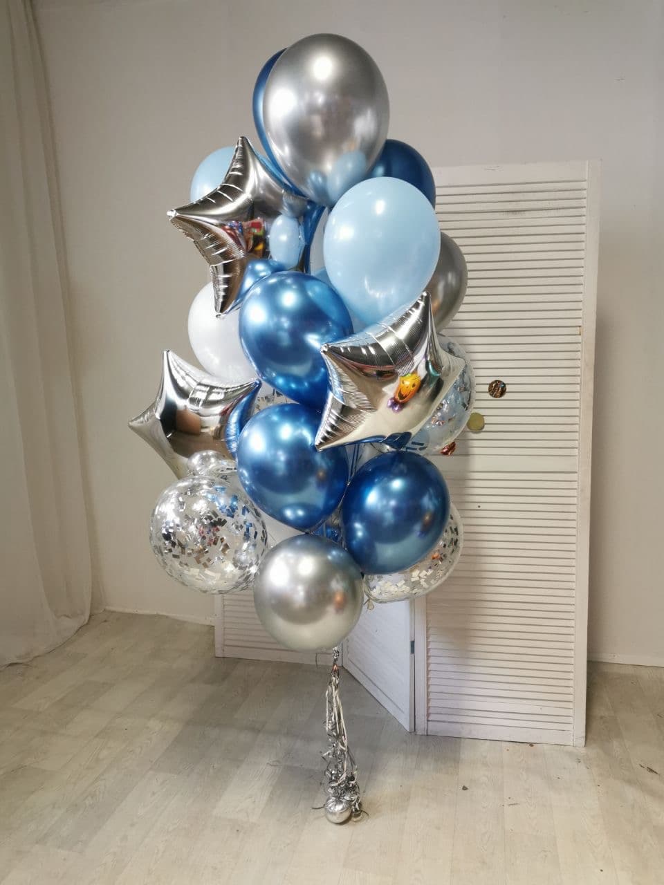 Композиция "Silver and Blue"