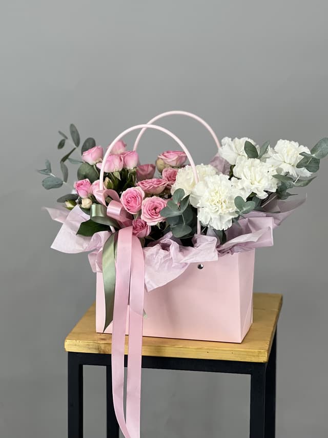 Нежная композиция "Strawbeery and cream" Нежная композиция "Strawbeery and cream"