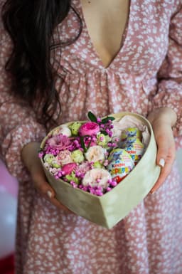 Дизайнерская композиция в коробке "Влюбленность S"