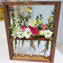 Композиция в пробирках "Лили"