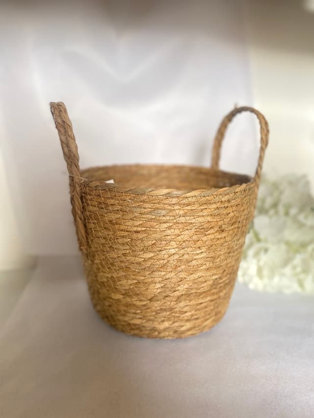 Корзина плетенная рогоз 24x20 см Корзина плетенная рогоз 24x20 см