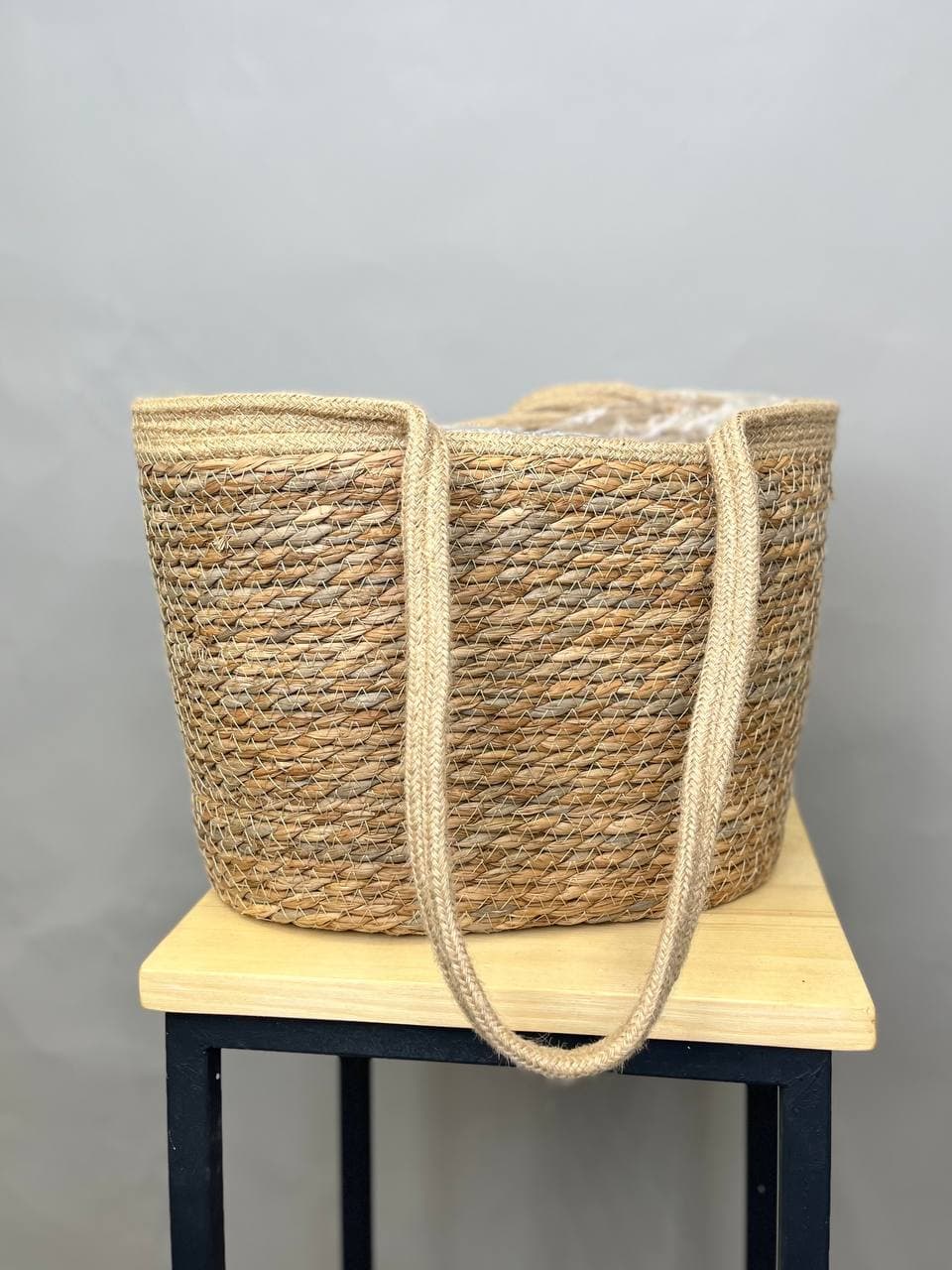 Корзина плетенная рогоз 35x25xH26xHH50 B30x20