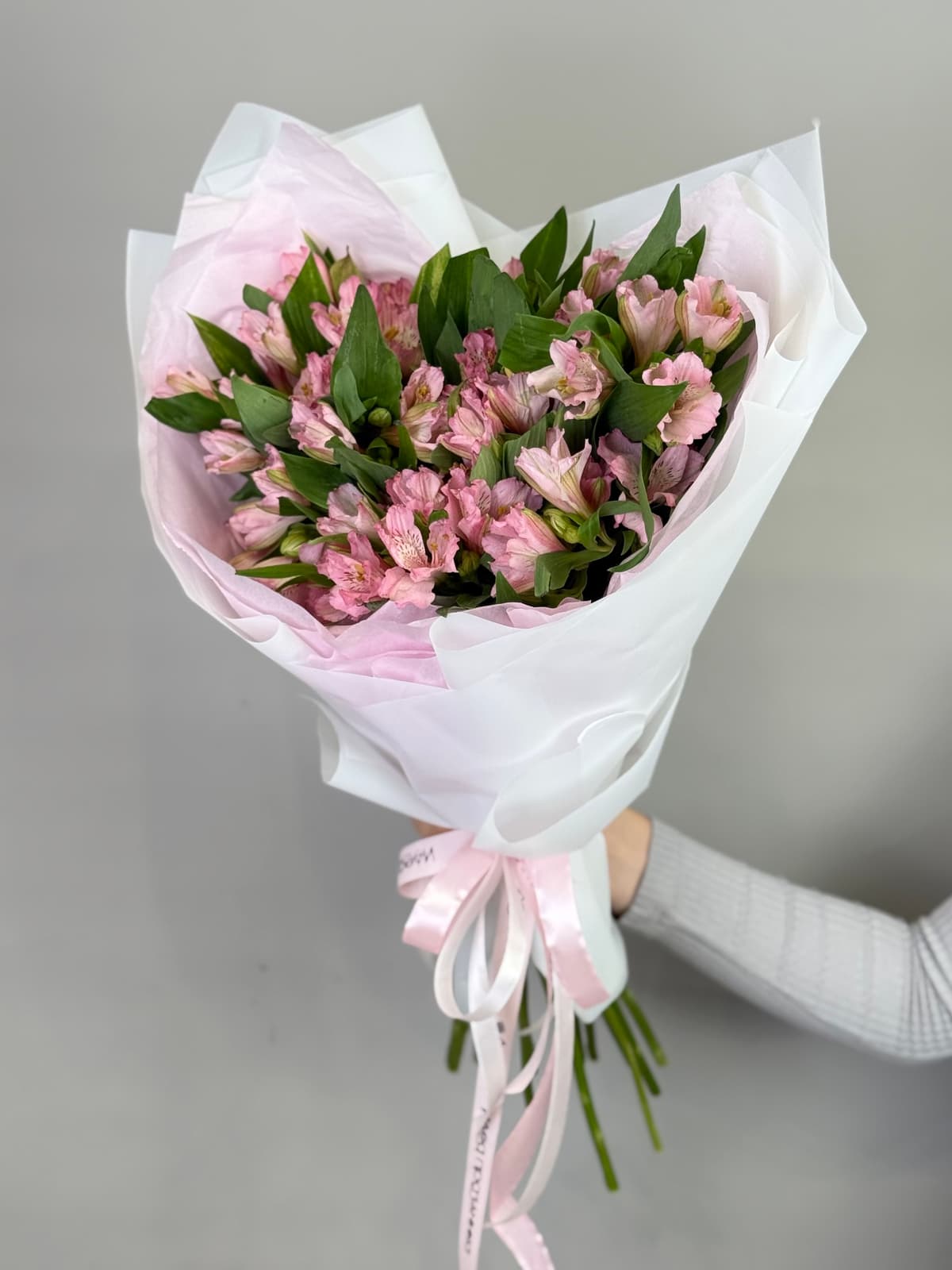 МЕГА АКЦИЯ Дизайнерский букет из 9 альстромерий "Primadonna"