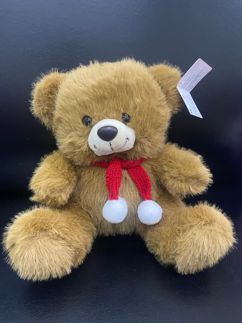 Мишка с помпошками коричневый 25 см