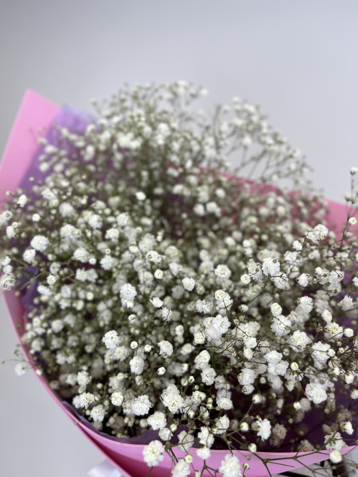 Моно букет из 9 белых Гипсофил в фоамиране