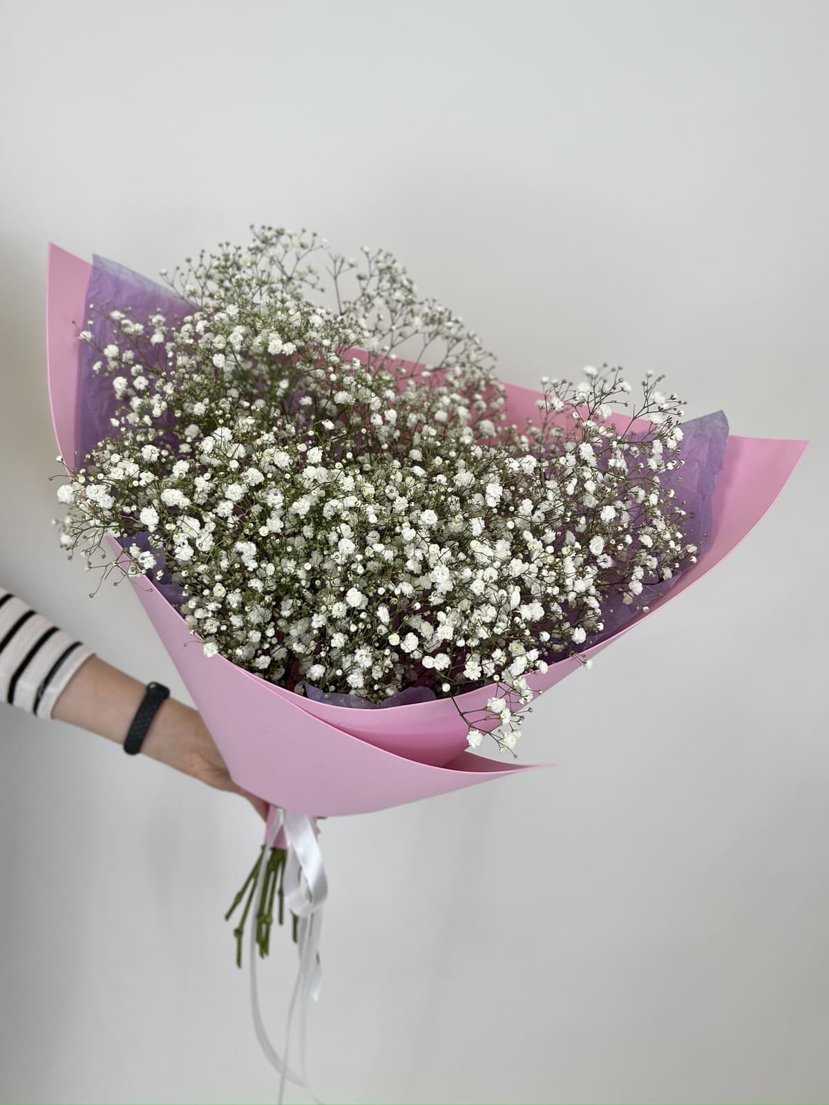 Моно букет из 9 белых Гипсофил в фоамиране