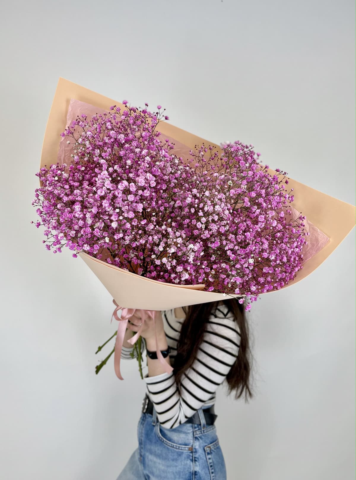 Моно букет из 9 розовых Гипсофил в фоамиране