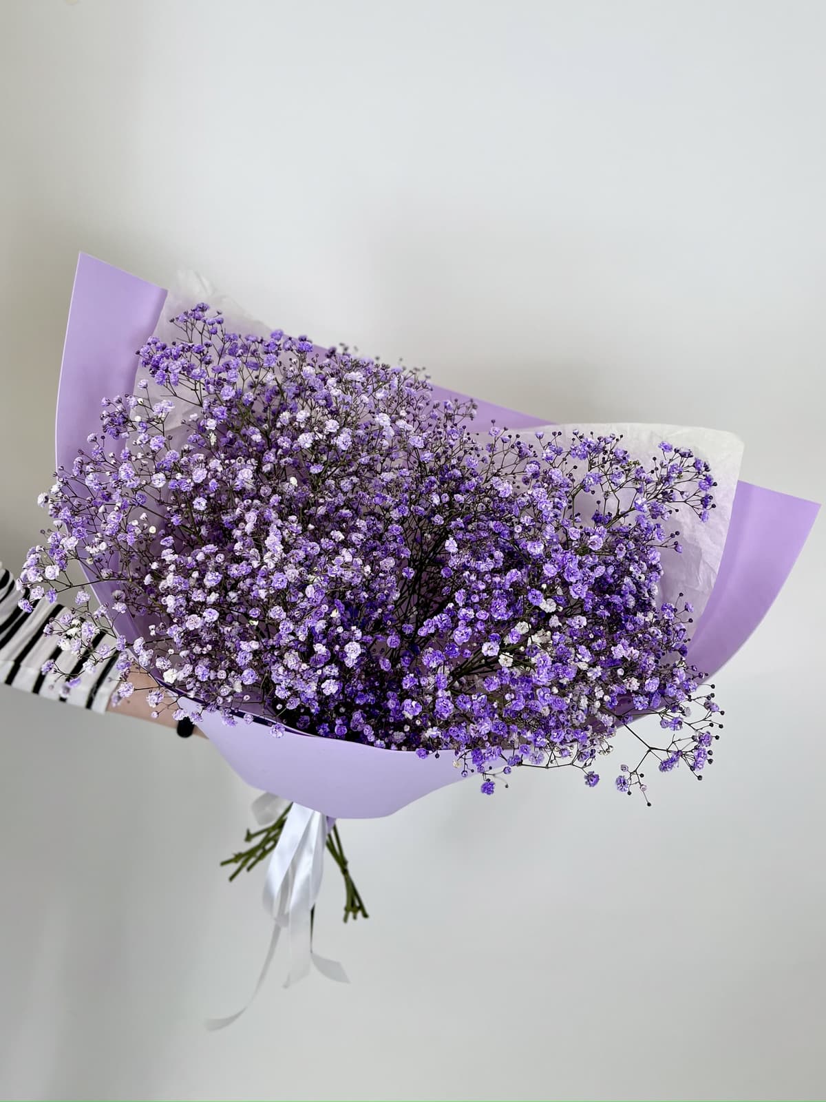 Моно букет из 9 сиреневых Гипсофил в фоамиране