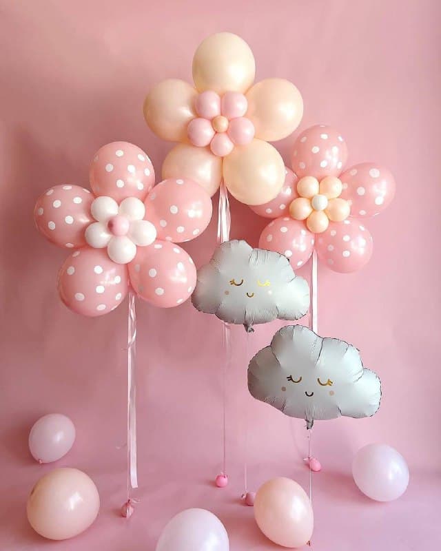 Оформление из шаров «Облачная полянка»