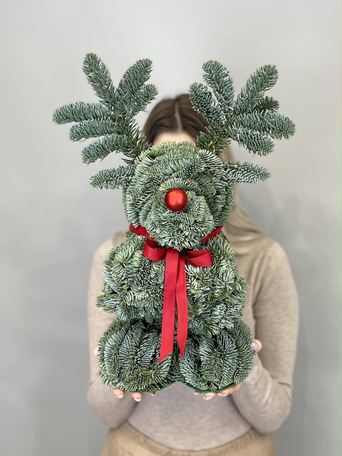 Олень из елки "Рудольф"