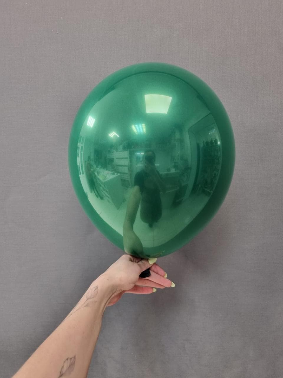 Шар даблстафф (шар в шаре) кристалл зелёный + черный пастель 30 см