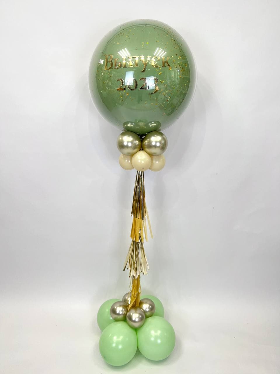Шар на стойке с воздухом «Выпускной, Ура!»