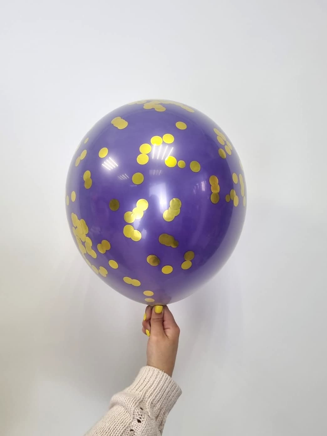 Шар стеклянный (шар в шаре) фиолетовый с конфетти золото 30 см
